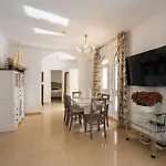 בית נופש A&n Beachfront Terrace House On The Promenade