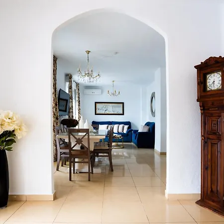 A&n Beachfront Terrace House On The Promenade